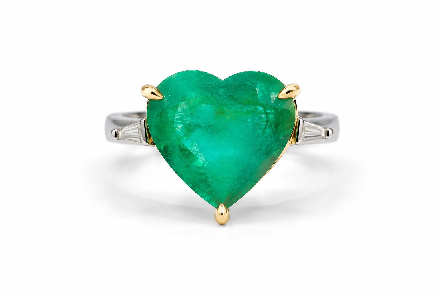 Anel Coração Esmeralda | Ouro Amarelo e Branco 18K com Esmeralda e Diamantes - Jack Vartanian - Alta Joalheria
