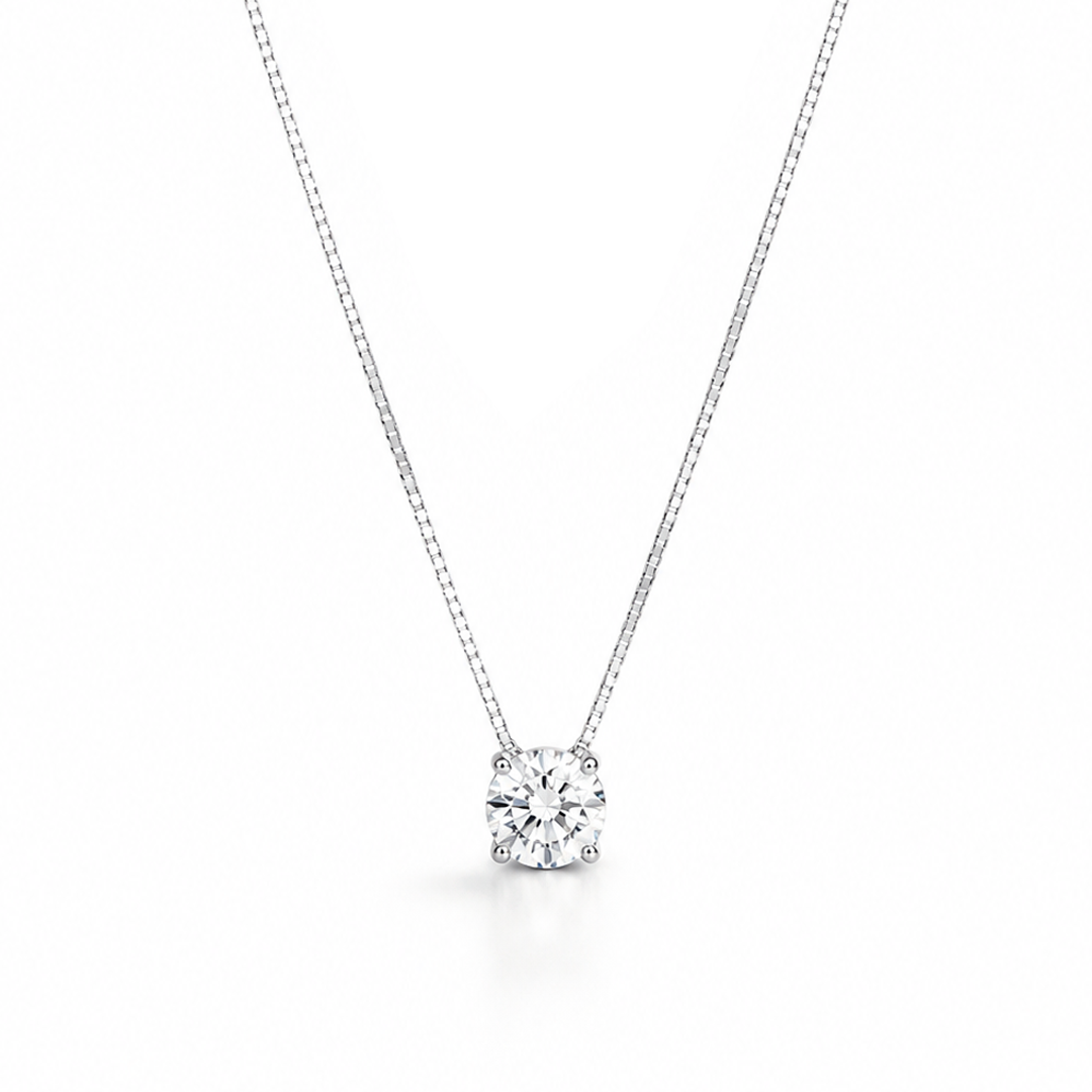 Special 18K White Gold and Solitaire Diamond Necklace