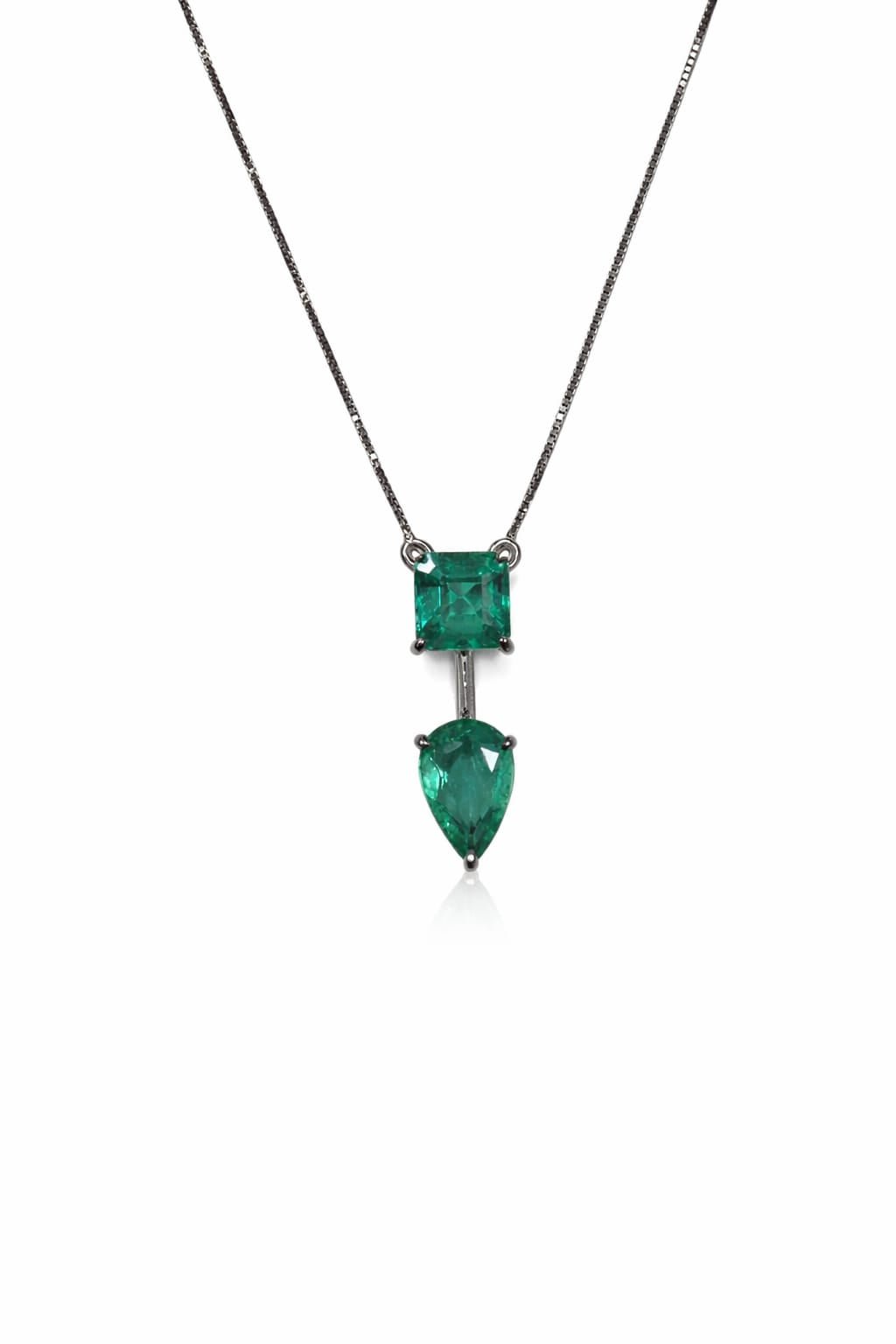 Colar Duo Esmeralda | Ouro Branco 18K com Ródio Negro e Esmeraldas - Jack Vartanian - Alta Joalheria